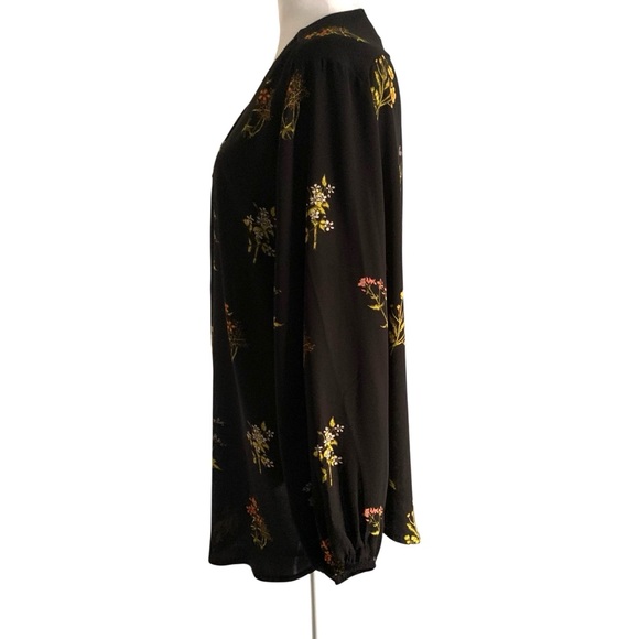 NWT Carmen Marc Valvo Woman Plus Size 2X Black Multicolor Floral Print Blouse - Picture 2 of 4
